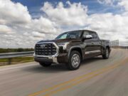 Toyota Tundra. Regreso del pasado.