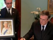 Marcelo Ebrard asistirá al funeral de la reina Isabel II, anuncia AMLO