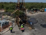 Emiten ficha roja de Interpol contra dueños de mina ‘El Pinabete’