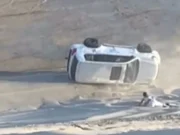 Mexicanos sufren accidente en Qatar: camioneta tuvo volcadura en dunas (VIDEO)
