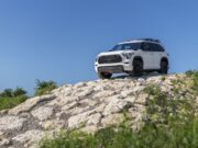 Toyota se tira a la yugular de Chevrolet con la nueva Sequoia Capstone.