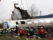 Más de 30 muertos en Grecia en el peor accidente ferroviario de la última década en Europa