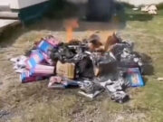 VIDEO| “Son del diablo”: Indígenas queman libros de texto en Chiapas