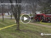Incendio destruye garaje y autos de apartamentos en Comstock Park Michigan.