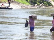 Mujer y 2 niños migrantes mueren ahogados en el Río Bravo al intentar cruzar frontera con Estados Unidos