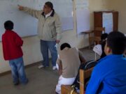 Blindaje salarial: Maestros, policías y enfermeras no podrán ganar menos de 16,000 pesos