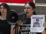 AI asegura que la búsqueda de desaparecidos en México recae en las mujeres