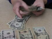 Michigan tendrá aumento de salario mínimo para sus trabajadores