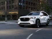 CX-90 PHEV. El primer híbrido enchufable de Mazda.
