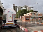 Las empresas en México amplían a 70.500 las vacantes laborales para repatriados por Trump