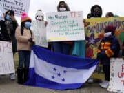 EEUU eliminará el TPS que protegía de la deportación a 76.000 hondureños y nicaragüenses