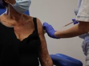 EEUU aprueba nuevas vacunas anticovid pero las limita a población con riesgos de salud