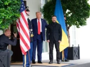 Trump: «si todo va bien hoy» podrá celebrarse cumbre trilateral con Putin y Zelenski