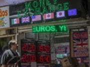 Las remesas enviadas a México caen 5,6 % en el primer semestre de 2025