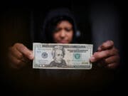 Las remesas enviadas a México caen un 5,5 % en los primeros siete meses de 2025