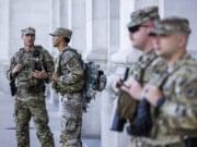 Una juez de EEUU mantiene por el momento el despliegue de la Guardia Nacional en Chicago