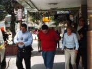 25 de las 143 personas detenidas en redada en Texas tenían antecedentes penales: FBI