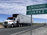 México promete mejorar la seguridad en carreteras tras paro de transportistas