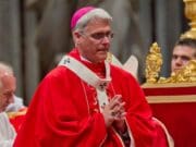 Obispos estadounidenses eligen como líder a Paul Coakley, un defensor de los migrantes