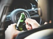 AAA y Policía Estatal refuerzan campaña contra conductores ebrios ante el aumento de viajes por Acción de Gracias