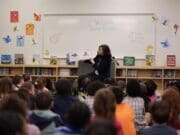 Whitmer destaca avances históricos en educación en Michigan