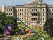 Corte Suprema de Michigan rechaza revisar caso sobre compensación laboral a trabajadores indocumentados