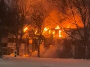 Rescatan a un niño, dos adultos y un gato de un incendio en un edificio de apartamentos en Wyoming, Michigan