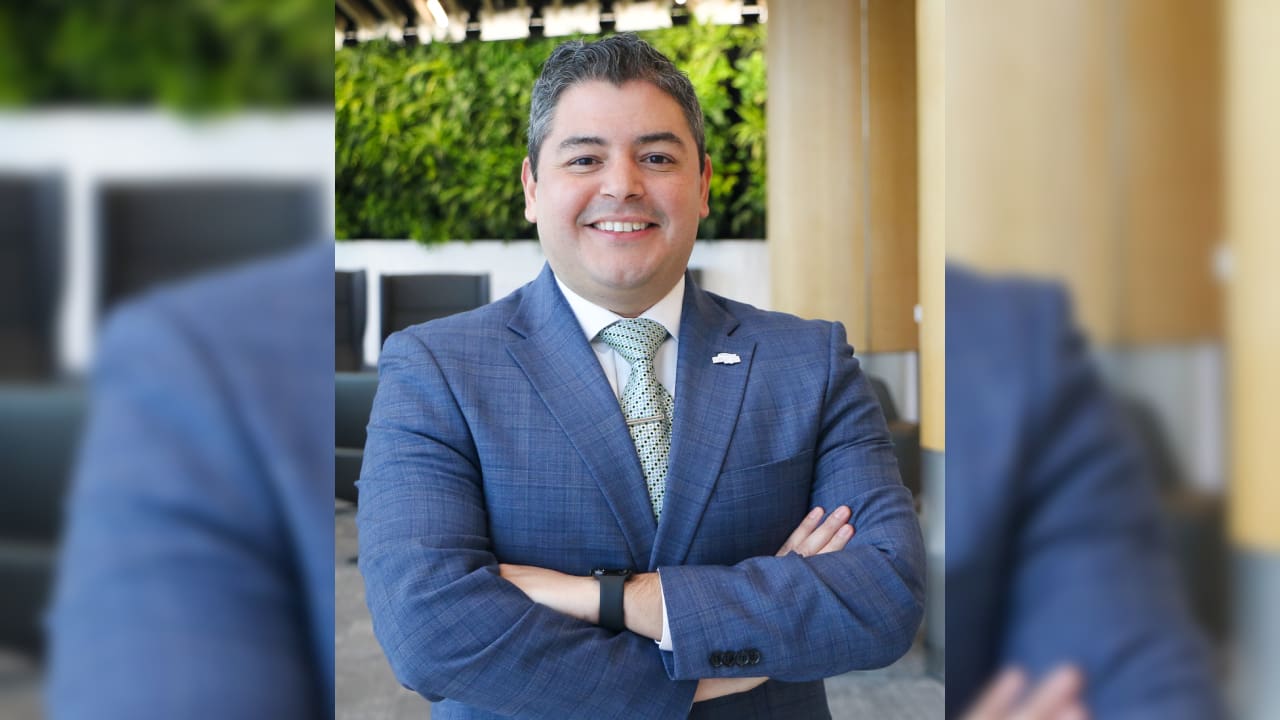 Aeropuerto Internacional Gerald R. Ford nombra a Carlos Ruiz como nuevo ...