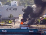 Cancelan vuelos internacionales en Puerto Vallarta tras ola de violencia en Jalisco