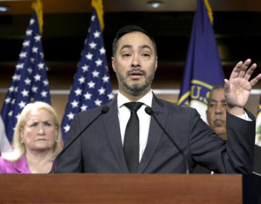 USA deporta a México a madre y bebé de dos meses con problemas de salud