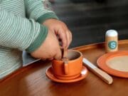 Michigan invierte $450 mil para ampliar el cuidado infantil en el hogar