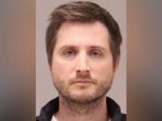 Ortodontista de Michigan es condenado a 60 años de prisión por explotar sexualmente a menores