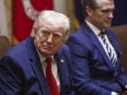 Trump presume de caer «bien a hispanos» mientras encuestas reflejan gran pérdida de apoyo