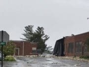 Fuertes tormentas dañan centro de educación infantil en Michigan, alumnos y personal resultan ilesos