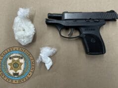 Incautan crack, arma de fuego y dinero durante operativo antidrogas en Kalamazoo