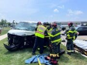 Hombre resulta gravemente herido tras choque frontal en Walker