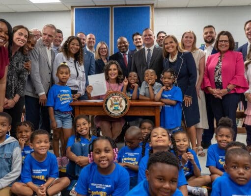 Michigan destina inversión histórica para fortalecer la alfabetización en las escuelas