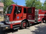 Rescatan a persona atrapada tras colapso de garaje en el sureste de Grand Rapids