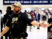 ¡Ya ni viajar es seguro! Crecen las detenciones de inmigrantes en aeropuertos de EE.UU.