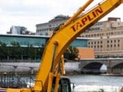Retiran parte de la presa de Grand Rapids y avanza la restauración del Grand River