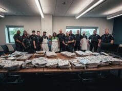 Kalamazoo Public Safety celebra sexto BBQ anual con apoyo de la comunidad