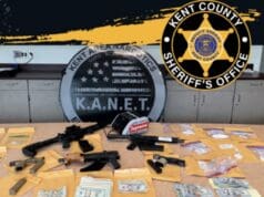 Operativo antidrogas en Muskegon deja tres detenidos y decomiso de drogas, dinero y armas