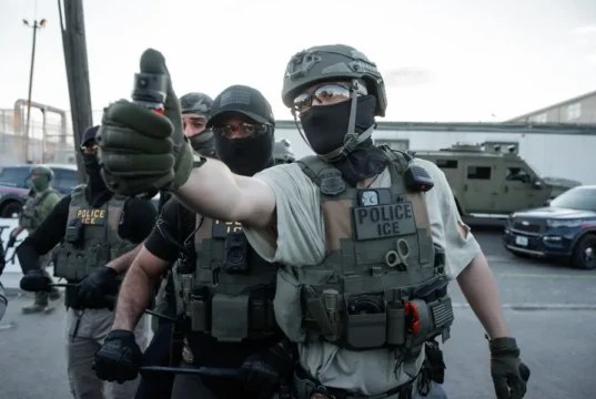 Piden eliminar a ICE luego de violaciones masivas de derechos humanos